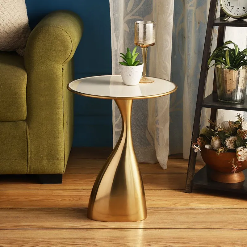 Aelto Side Table  - Gold media 1