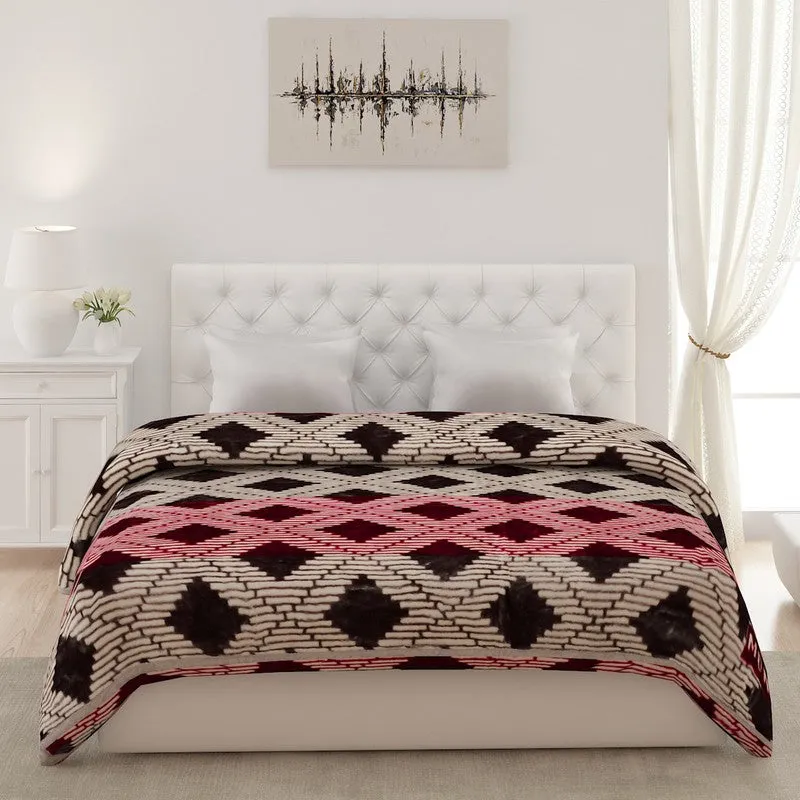 Monte Carlo Geometric Bliss Blanket - 800 GSM media 3