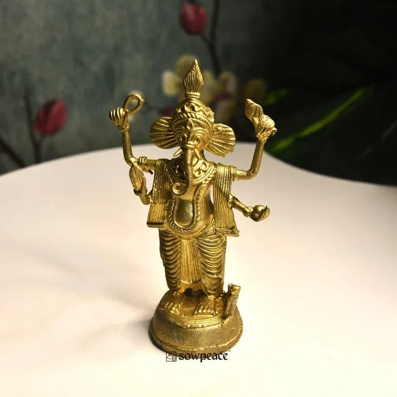 Royal Ganesha Idol media 1