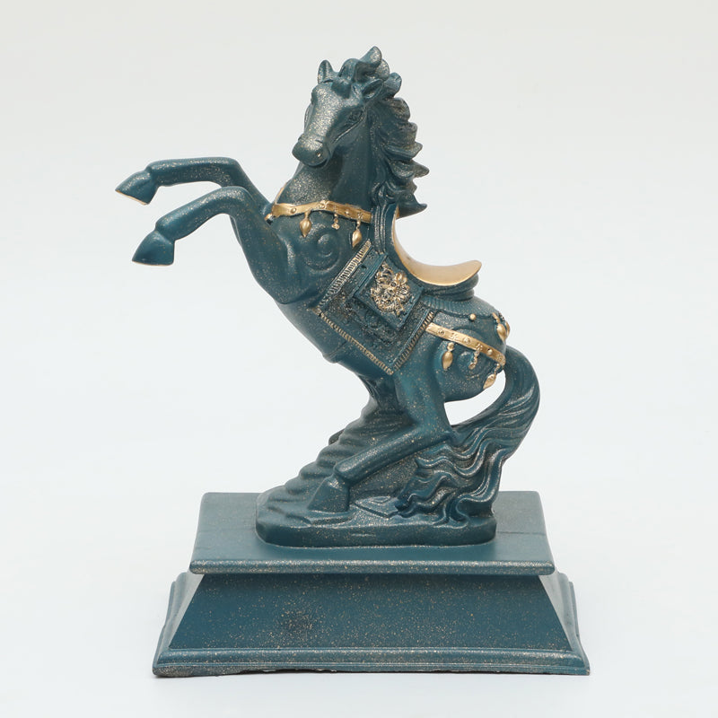 Untamed Stallion Showpiece media 3