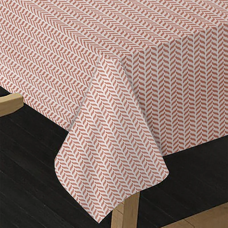Norda Table Cover media 3