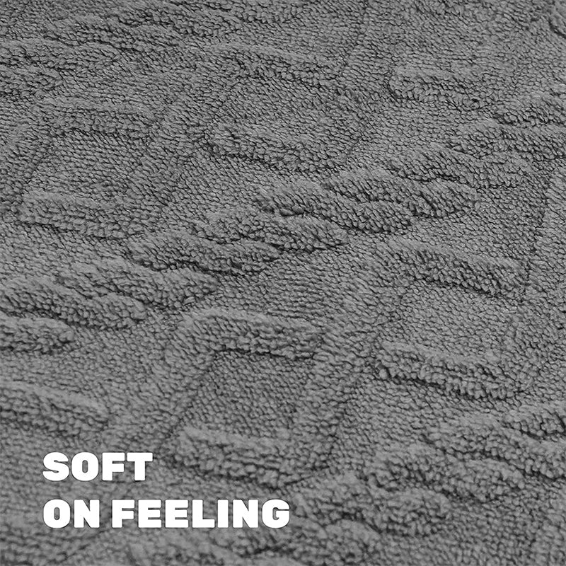 Interlocked Steps Microfiber Bath Mat - Grey media 4