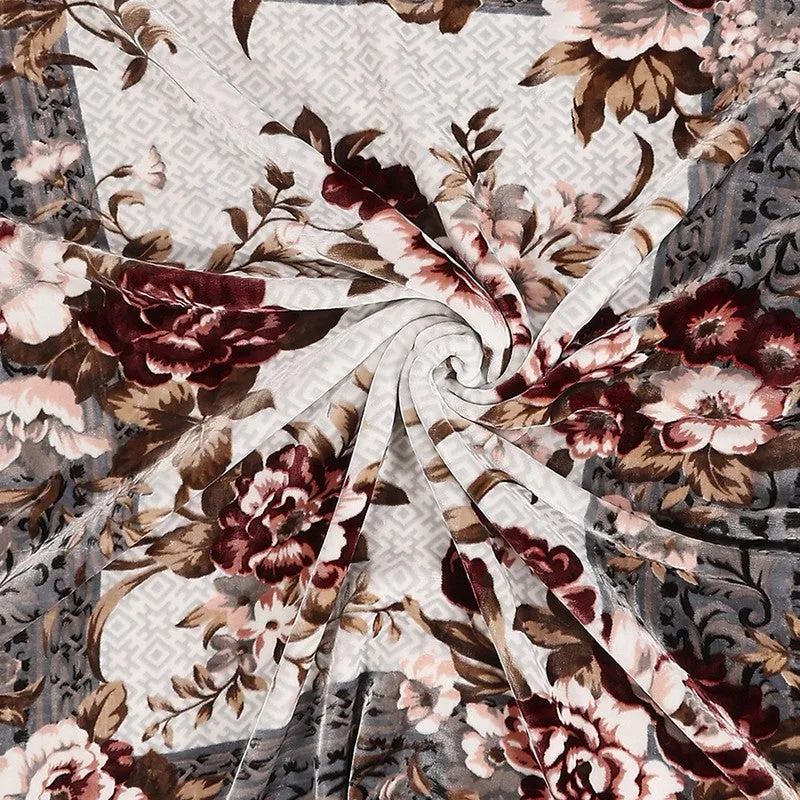 Monte Carlo Floral Elegance Blanket - 1042 GSM media 6