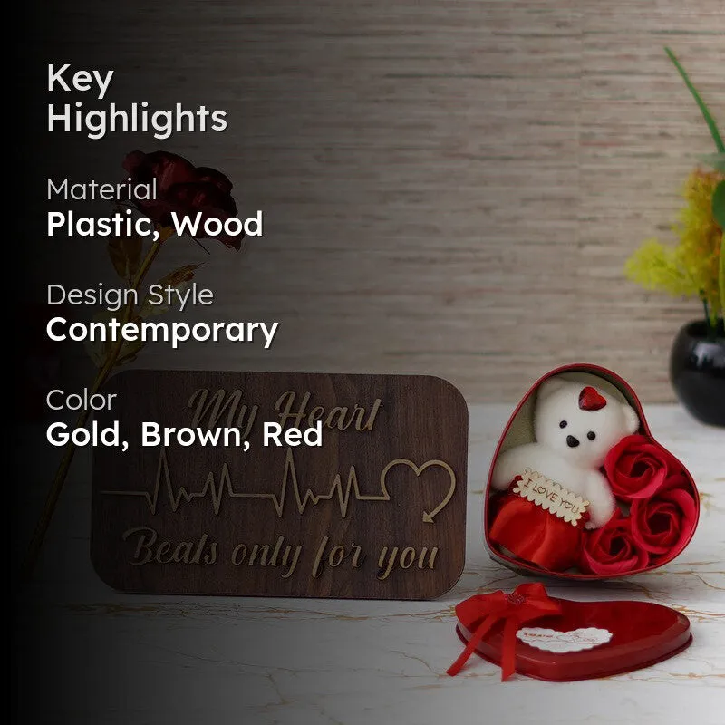 Highlight image of the red, brown and gold three-piece gift set