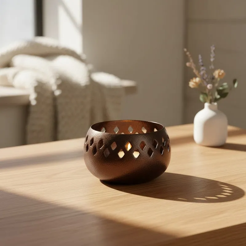 Opulent Glow Tealight Holder media 4