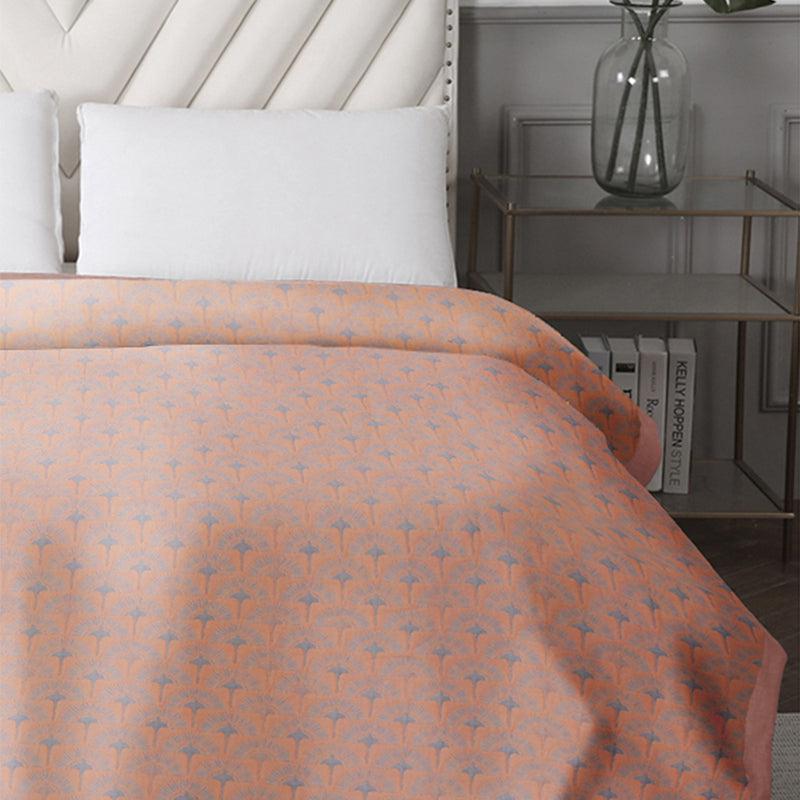 Pyper Geomatric Cotton Dohar (Peach)  - 210 GSM media 3