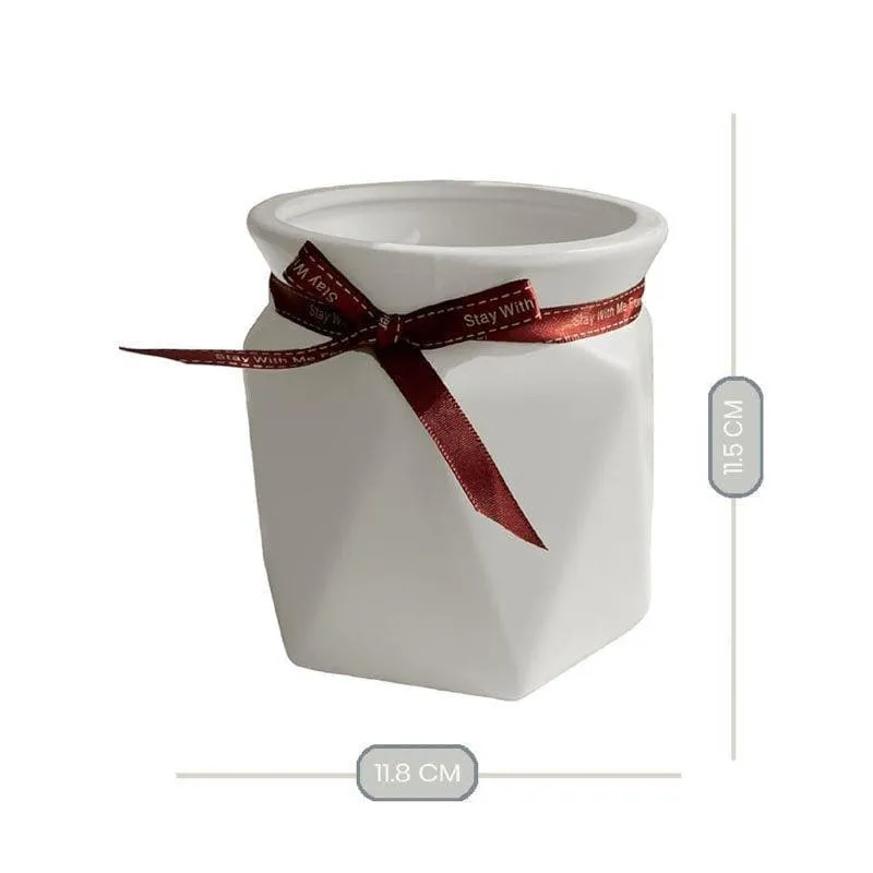 Quirky Contours Vase - White media 4