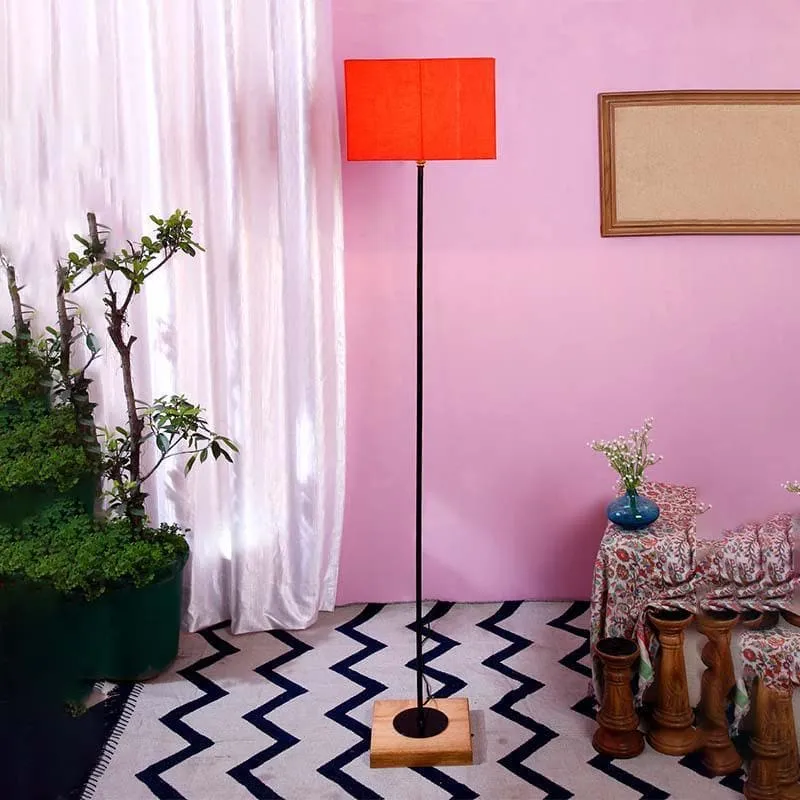Solid Play Floor Lamp - Orange media 3