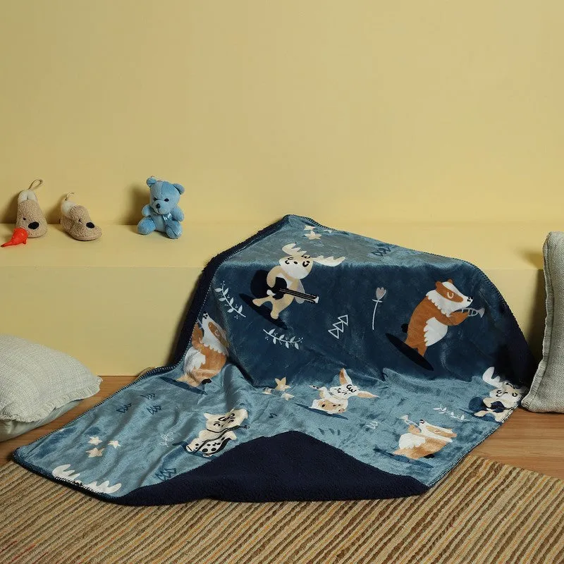 Monte Carlo Forest Friends Blanket - 550 GSM media 3
