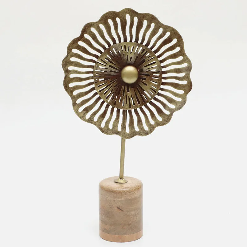 Yarolika Flora Showpiece media 3