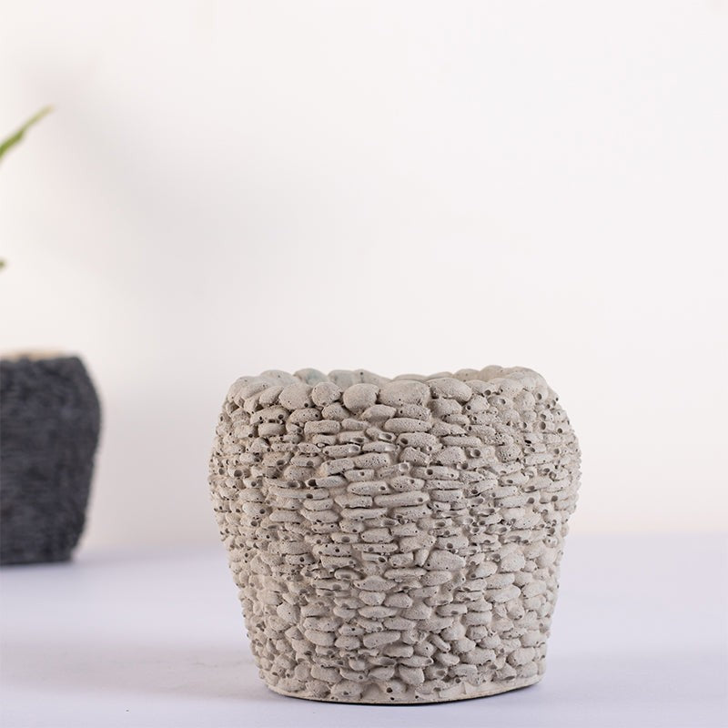 Rasha Textured Planter media 4