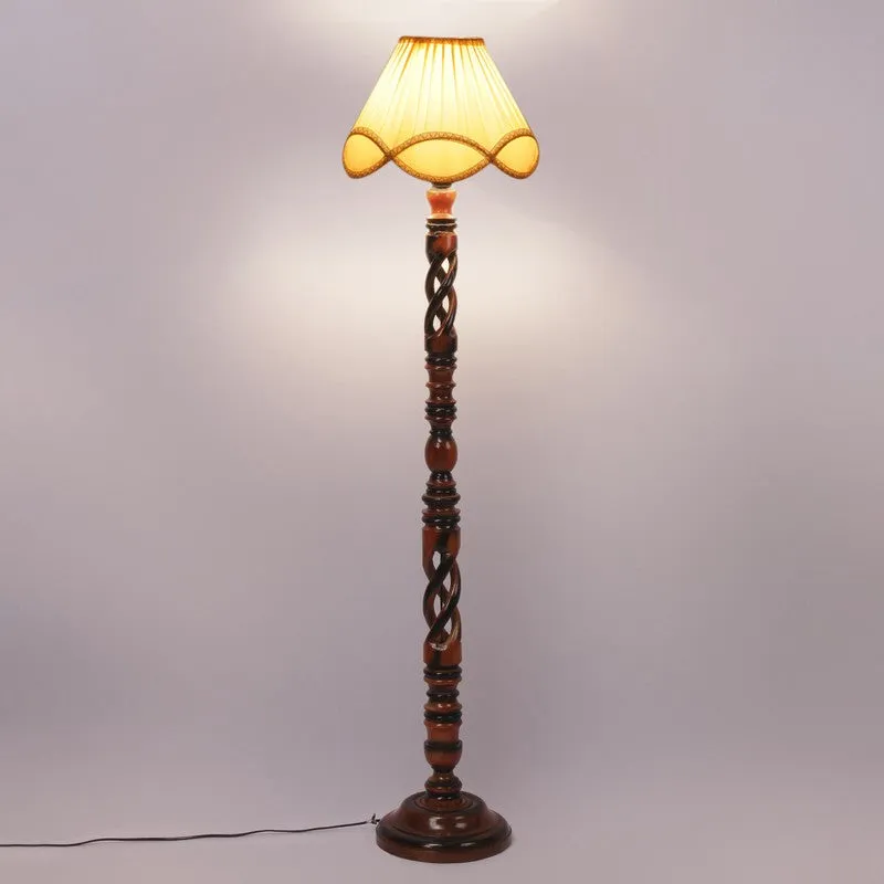 TaperBeam Floor Lamp media 5