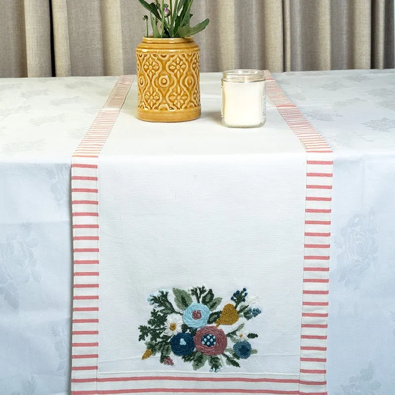 Bloom Vista Cotton Table Runner media 6