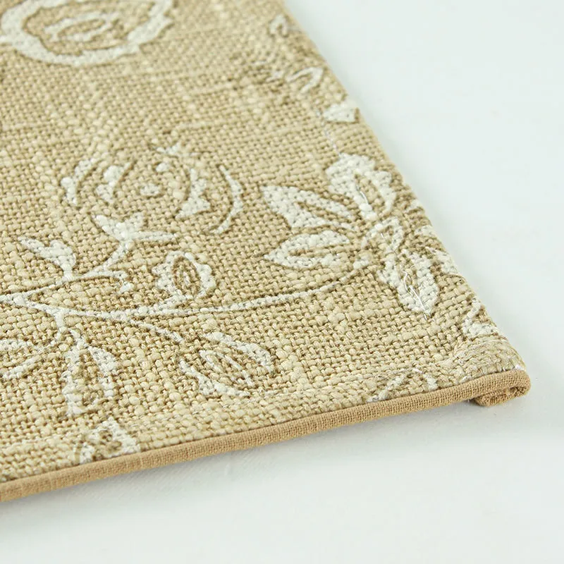 Willow Petal Cotton Table Runner - Beige media 4