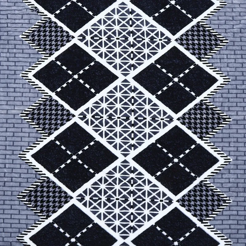 Monte Carlo Criss Mosaic Blanket - 800 GSM media 7