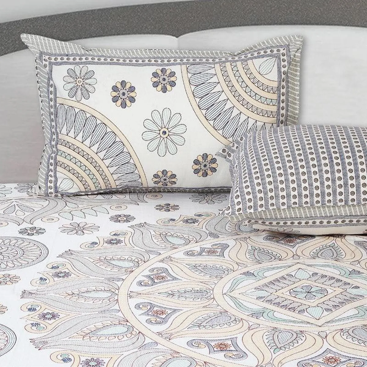 Printed cotton bedsheet with floral, paisley and geometric motifs and two pillow covers