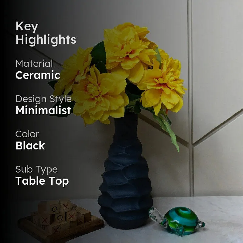 Avenza Sculpted Ceramic Vase - Black media 2