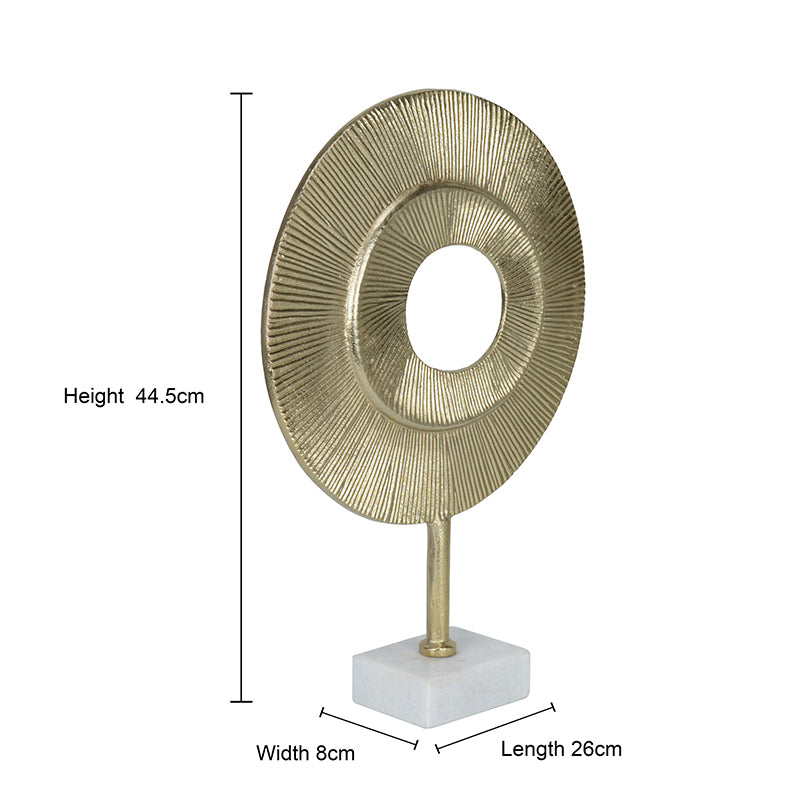 Goldo Hole Showpiece media 4