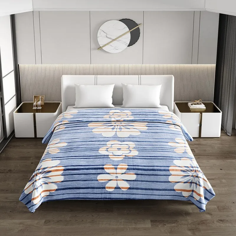 Monte Carlo Crimson Blossom Blanket (Blue) - 550 GSM media 3