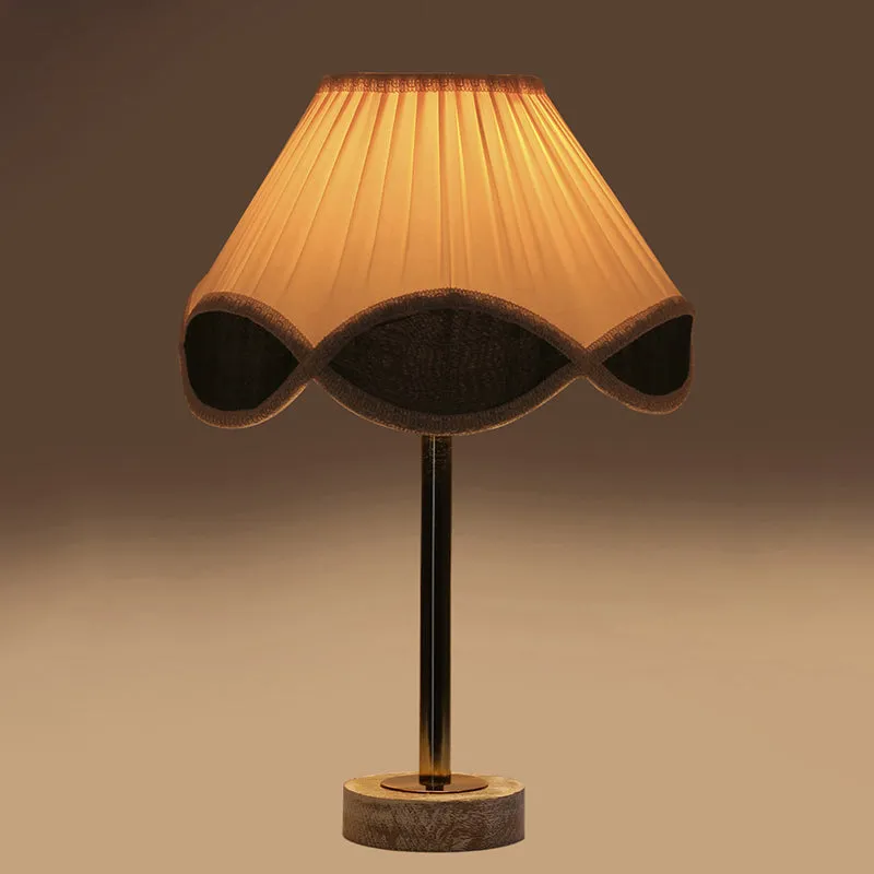 Valenica Rodin Wooden Table Lamp - White,Gold,White media 6