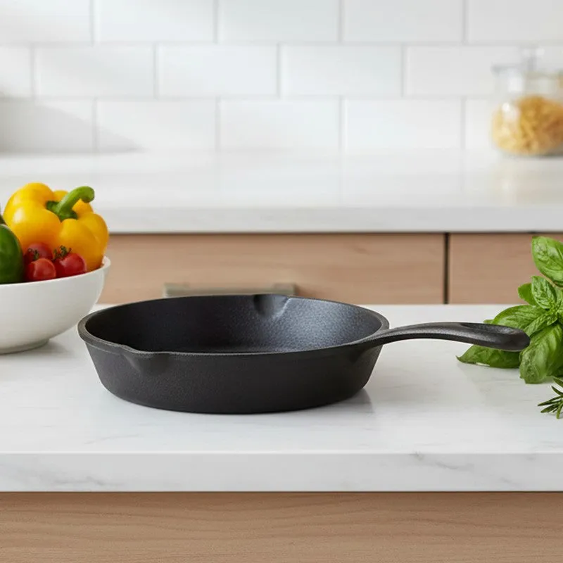 CrispNova Cast Iron Frying Pan - 400 mL media 1