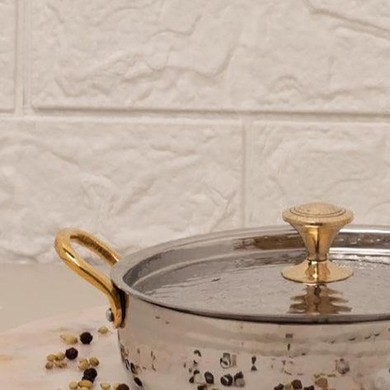 Vintage Charm Hammered Oval Serving Pot With Lid - 500 ML media 3