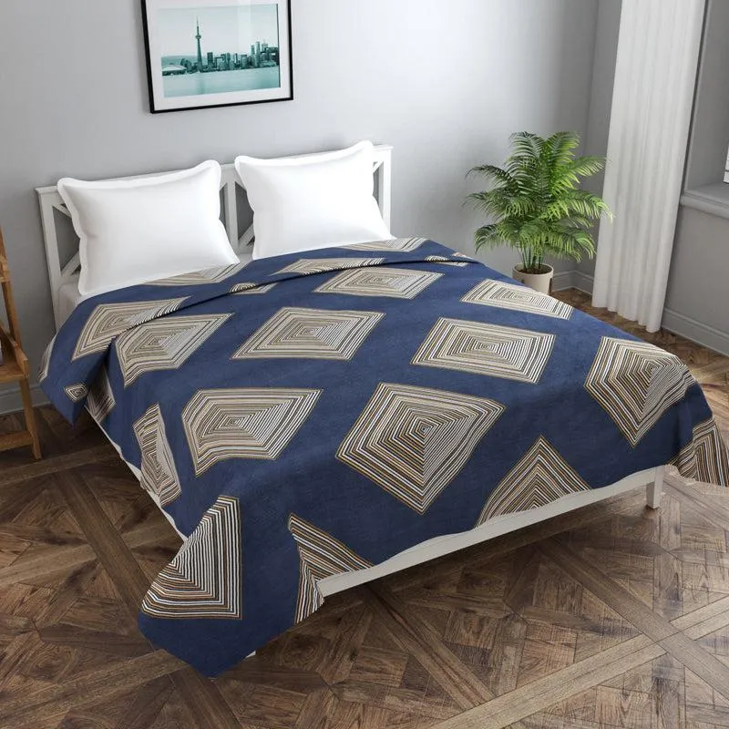 Spaced Tiles Cotton Duvet Cover - 210 TC media 1