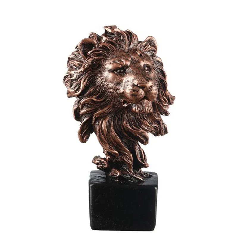 Lionheart Resin Showpiece media 3