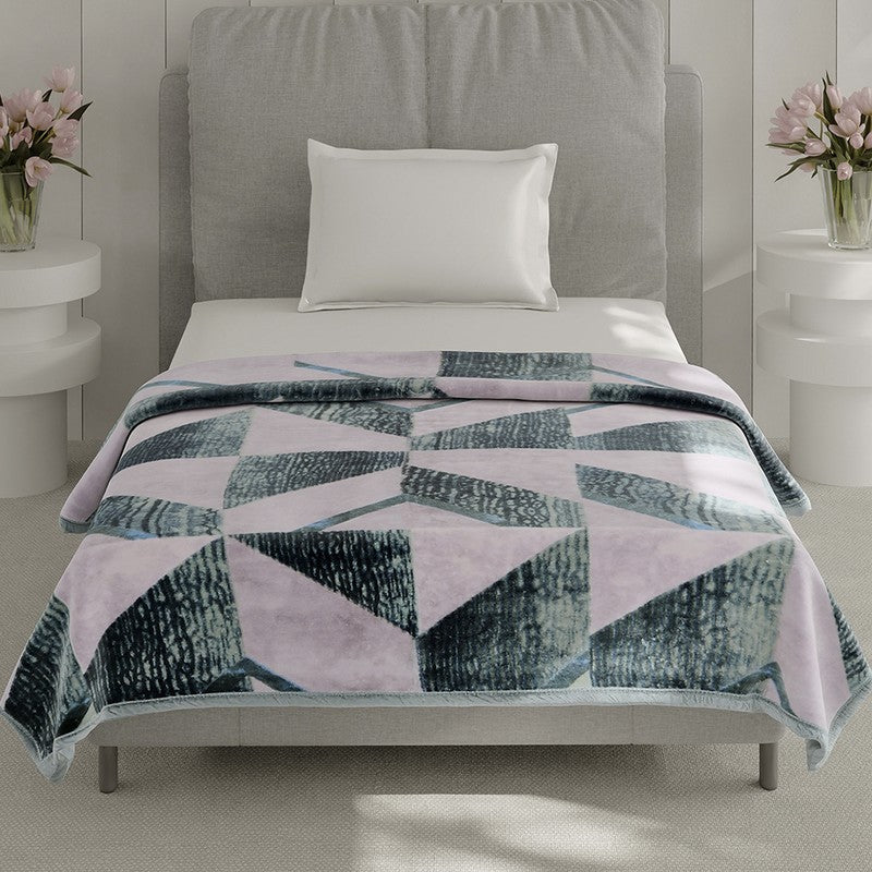 Monte Carlo Twilight Dreamscape Blanket - 625 GSM media 3