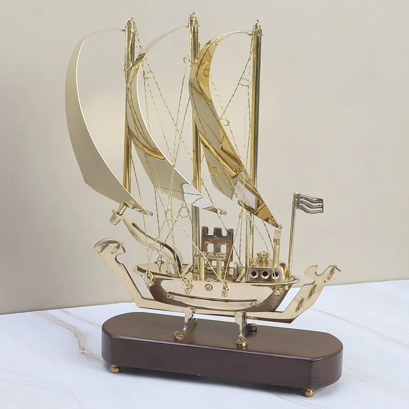 Marisail Vintage Showpiece media 5