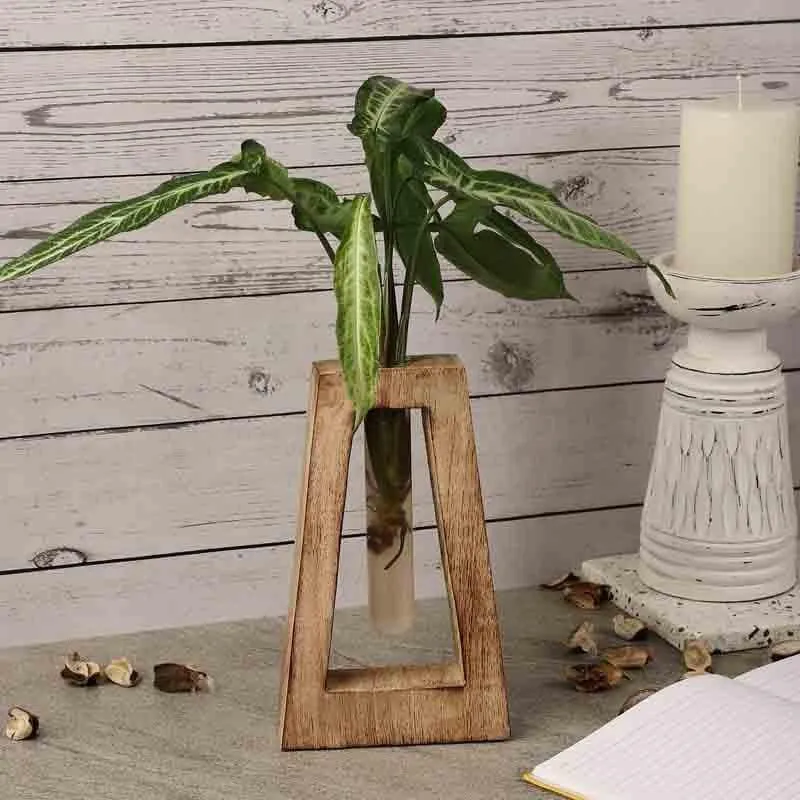 Rhombus Testube Planter - Brown media 1