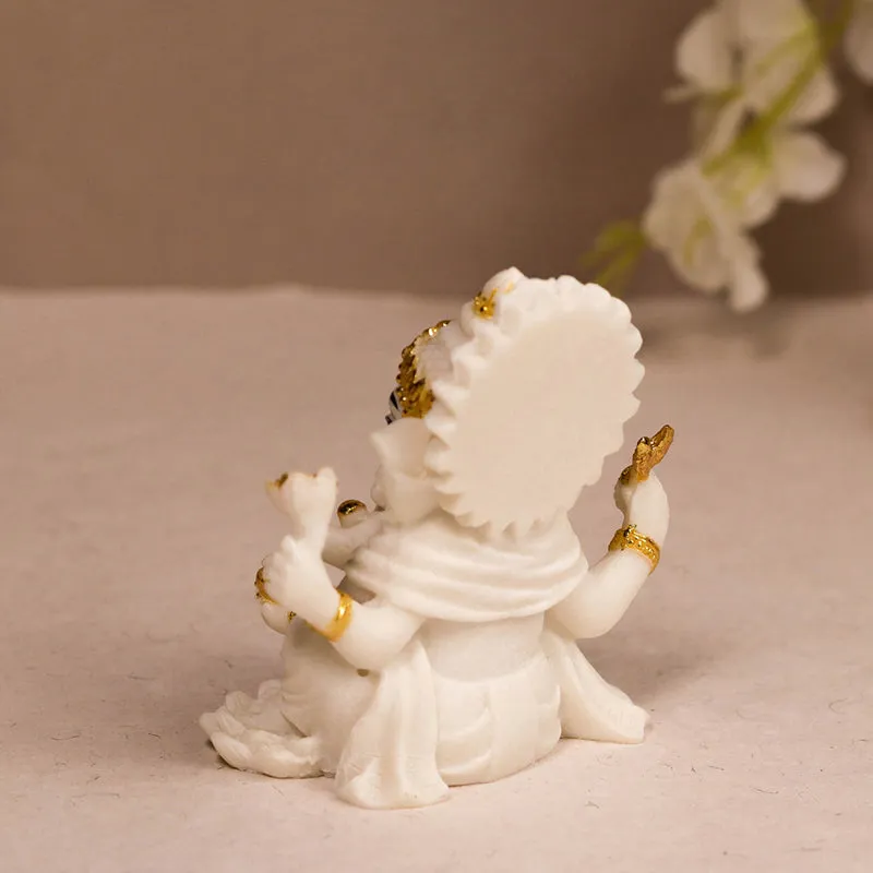 Vinayaka Of Divine Showpiece media 3