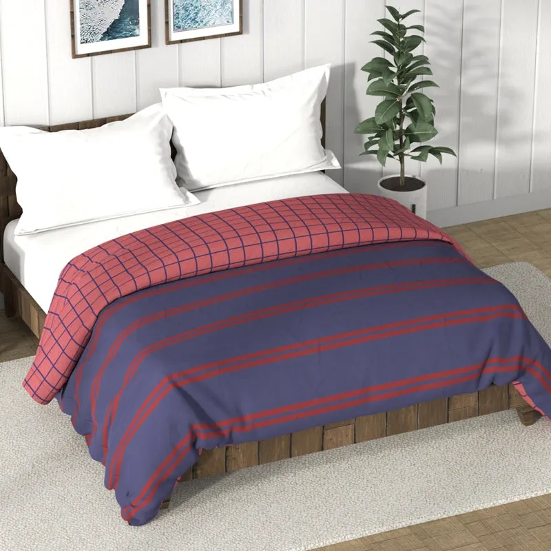 Nautica Mosaic Luxe Reversible Comforter (Red,Navy) - 130 GSM media 1