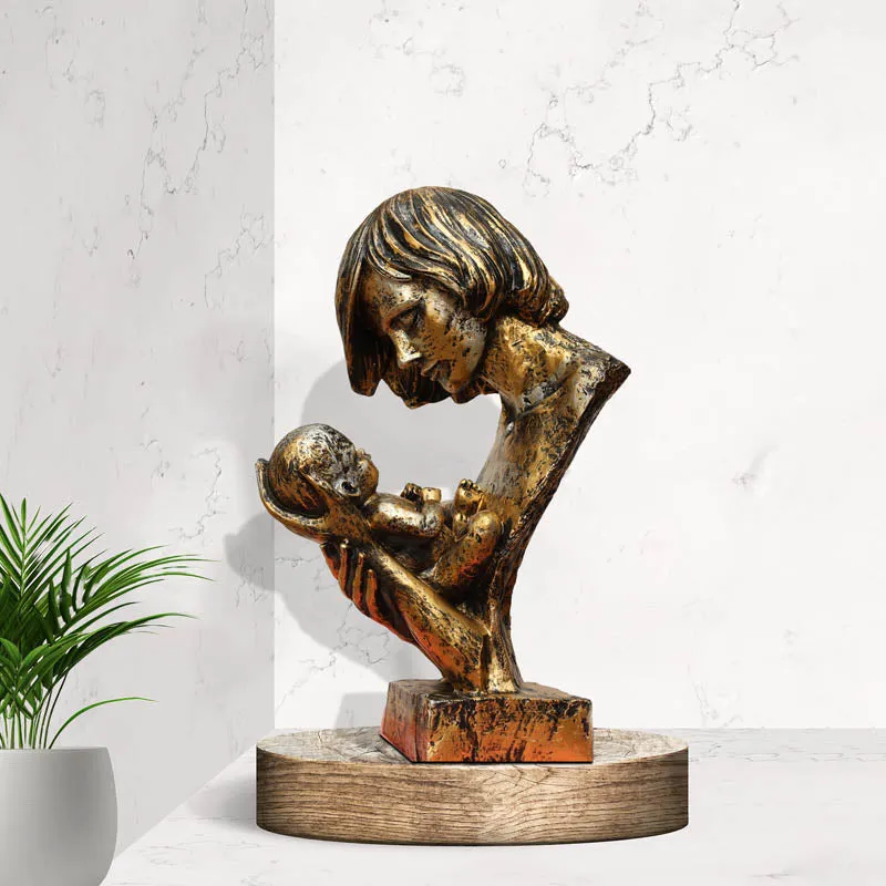 Mom's Warmth Showpiece media 1
