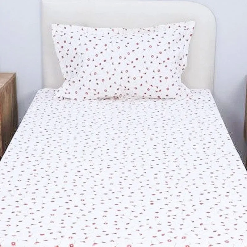 Luciana Floral Printed Cotton Bedsheet (Vermilion) - 180 TC media 4