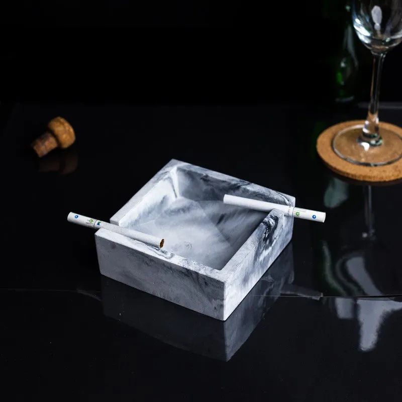 Vimo Mint Ash Tray - White,Black media 1