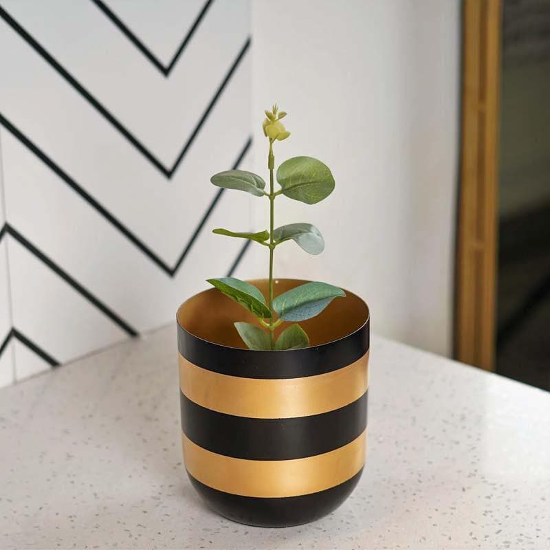 Synchrona Ribbed Table Planter media 7