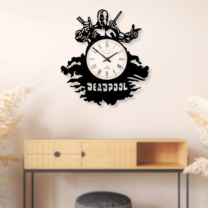 Deadpool Analog Wall Clock Black - Steel media 3
