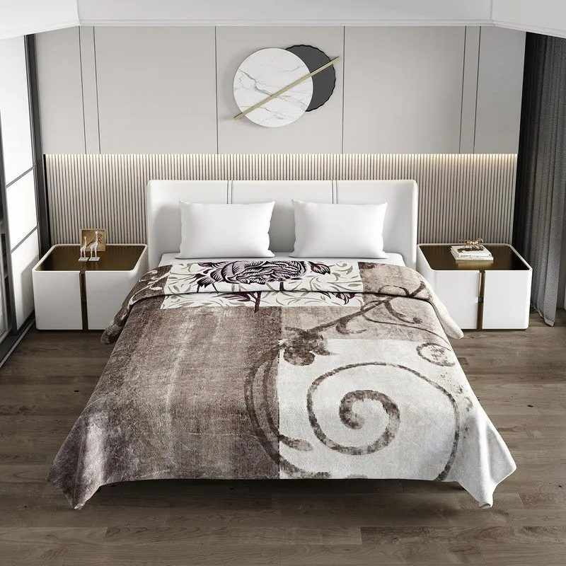 Monte Carlo Serene Swirl Blanket - 800 GSM media 3