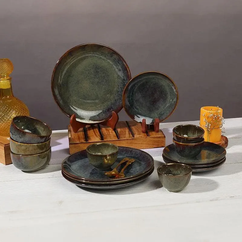 Elmina Handmade Dinner Set - 16 Piece Set - 4