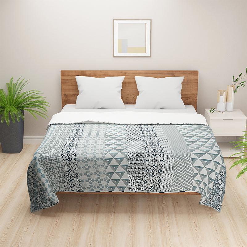 Swayam Zara Geometric Cotton Dohar - 110 GSM media 4