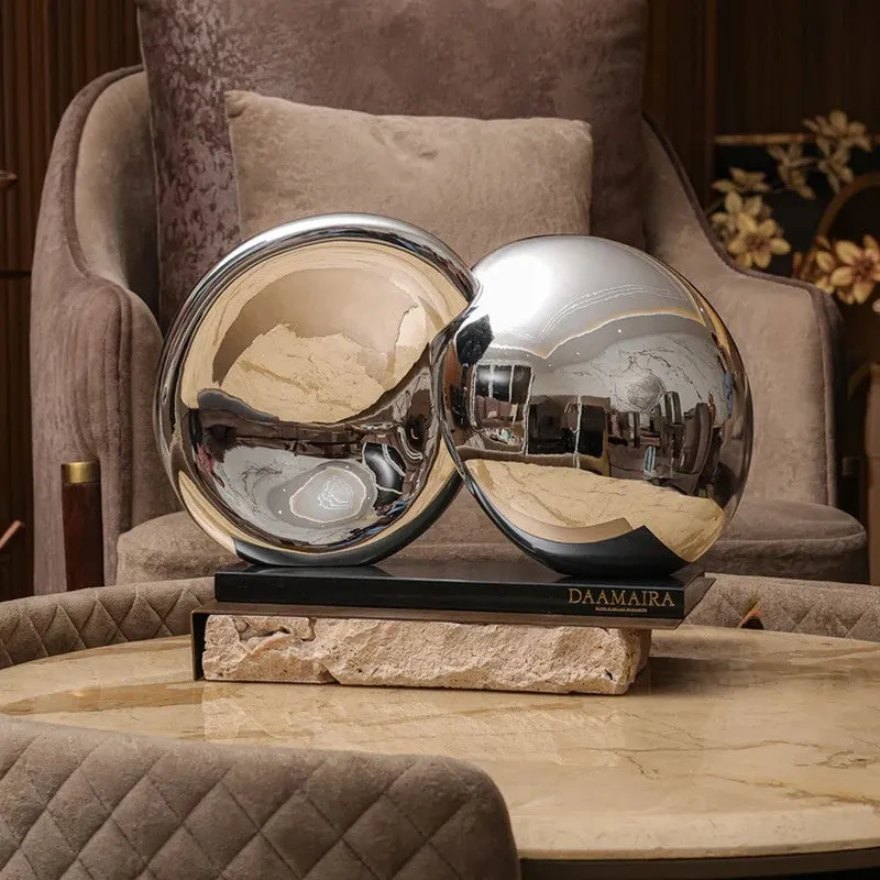Metallis Sphere Showpiece media 3
