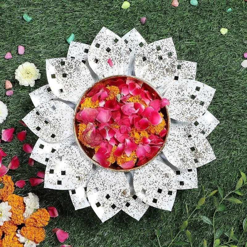 Trimaa Flora Urli - White media 1