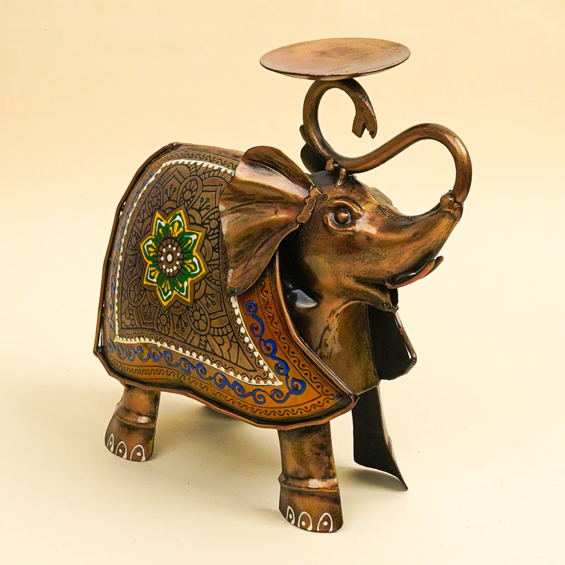 The Royal Giant Hand-Painted Iron Show Piece