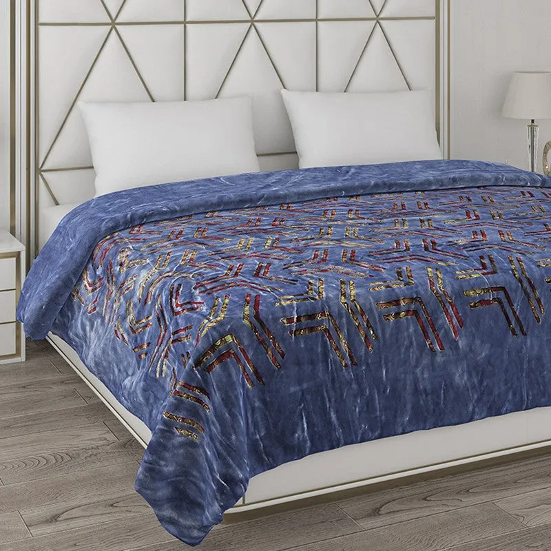Monte Carlo Mystic Wave Reversible Blanket - 950 GSM media 5