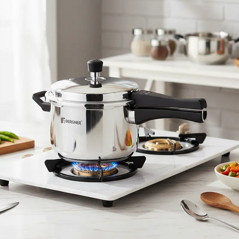 Bergner Stainless Steel Pressure Cooker With Outer Lid - 5000 mL media 1