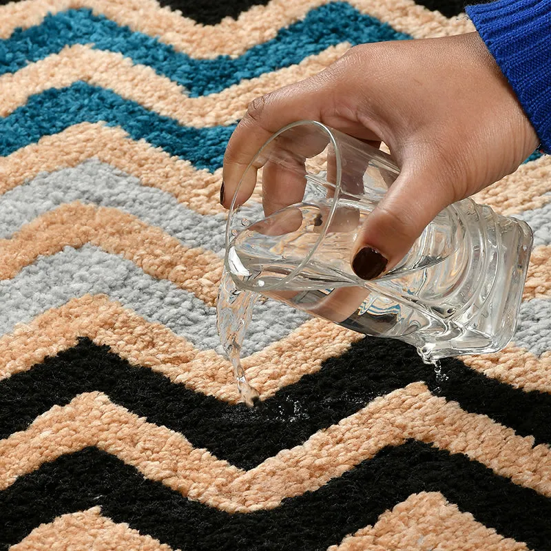 Striava Microfiber Bath Mat - Beige & Black media 4