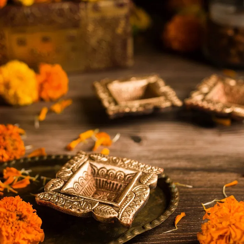 Swastik Diya - Set Of Eight media 5