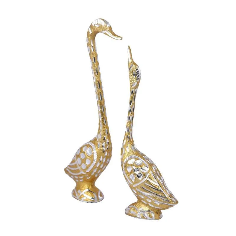 Swan Simple Showpiece media 3
