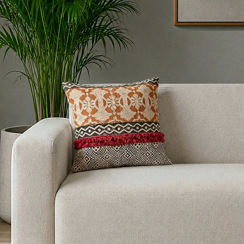 Wayfarer Chic Cotton Cushion Cover media 1